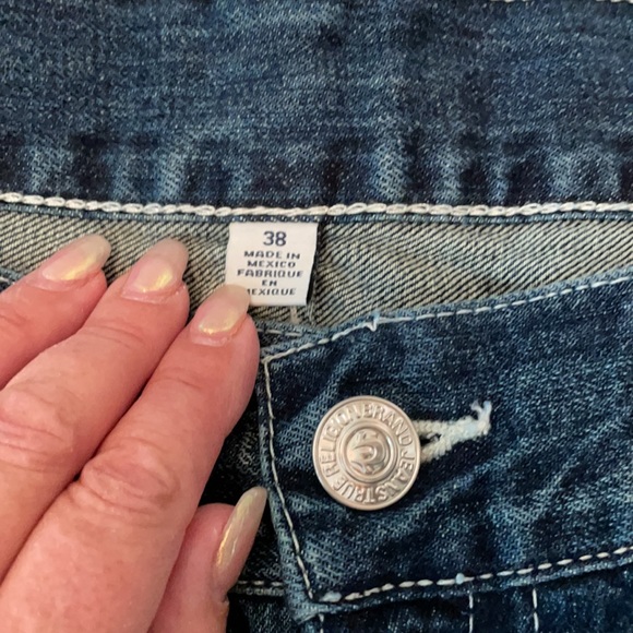 True Religion distressed straight leg jeans 38x34 - Picture 9 of 11